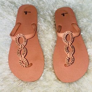 Sanuk PEACH Flip Flops